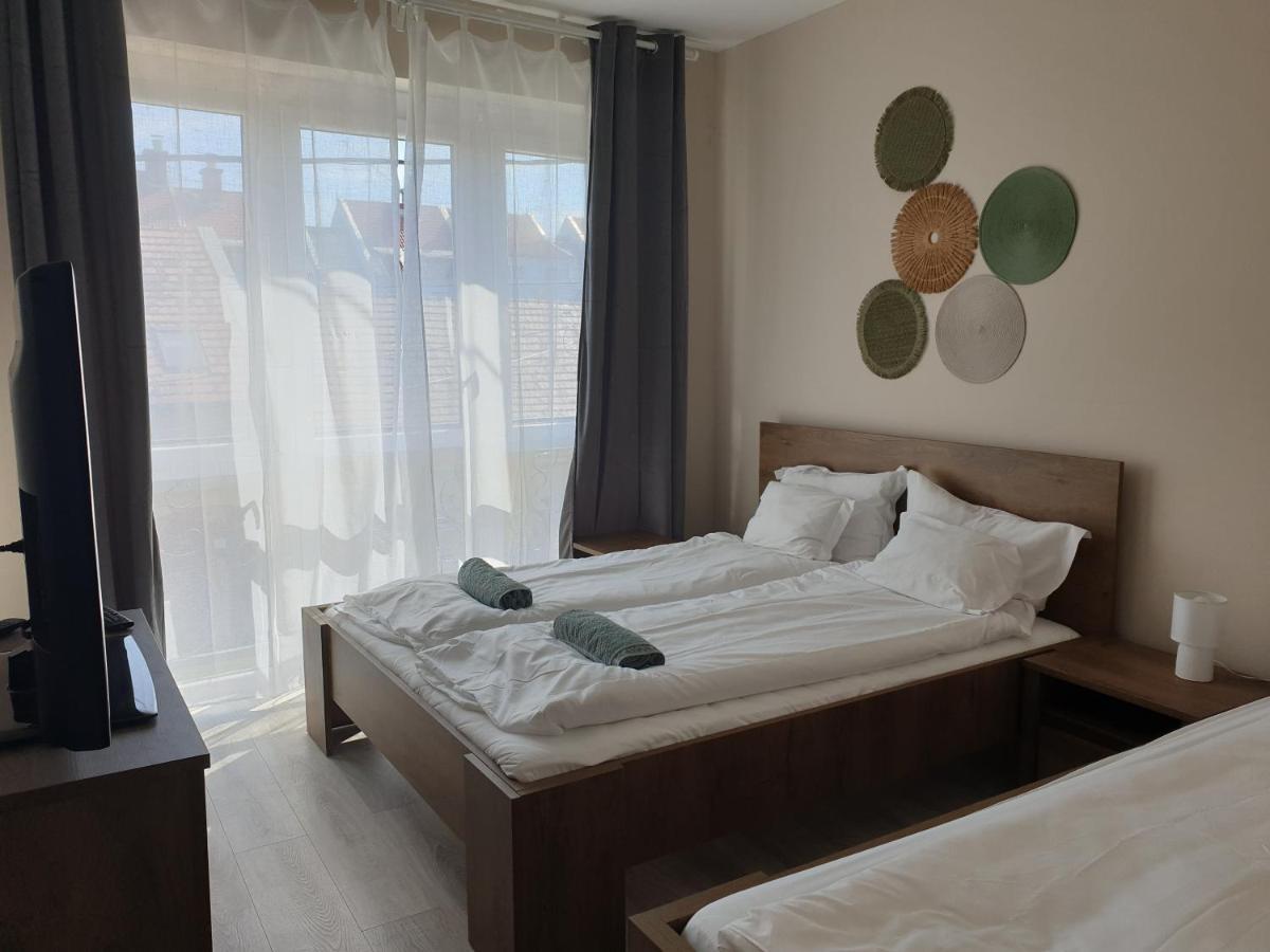 Chill House Apartman Eger Ngoại thất bức ảnh